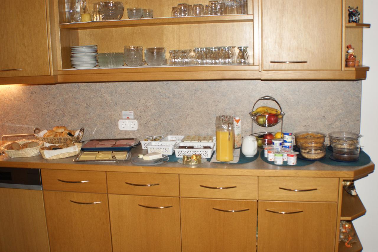 Hotel Garni Haus Anita Liesing ภายนอก รูปภาพ