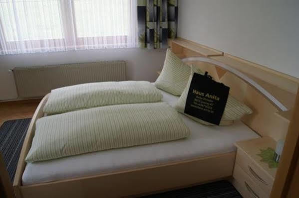 Hotel Garni Haus Anita Liesing ภายนอก รูปภาพ